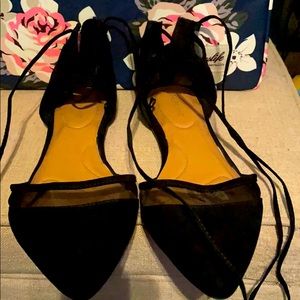 Black ballet flats with pointed toe